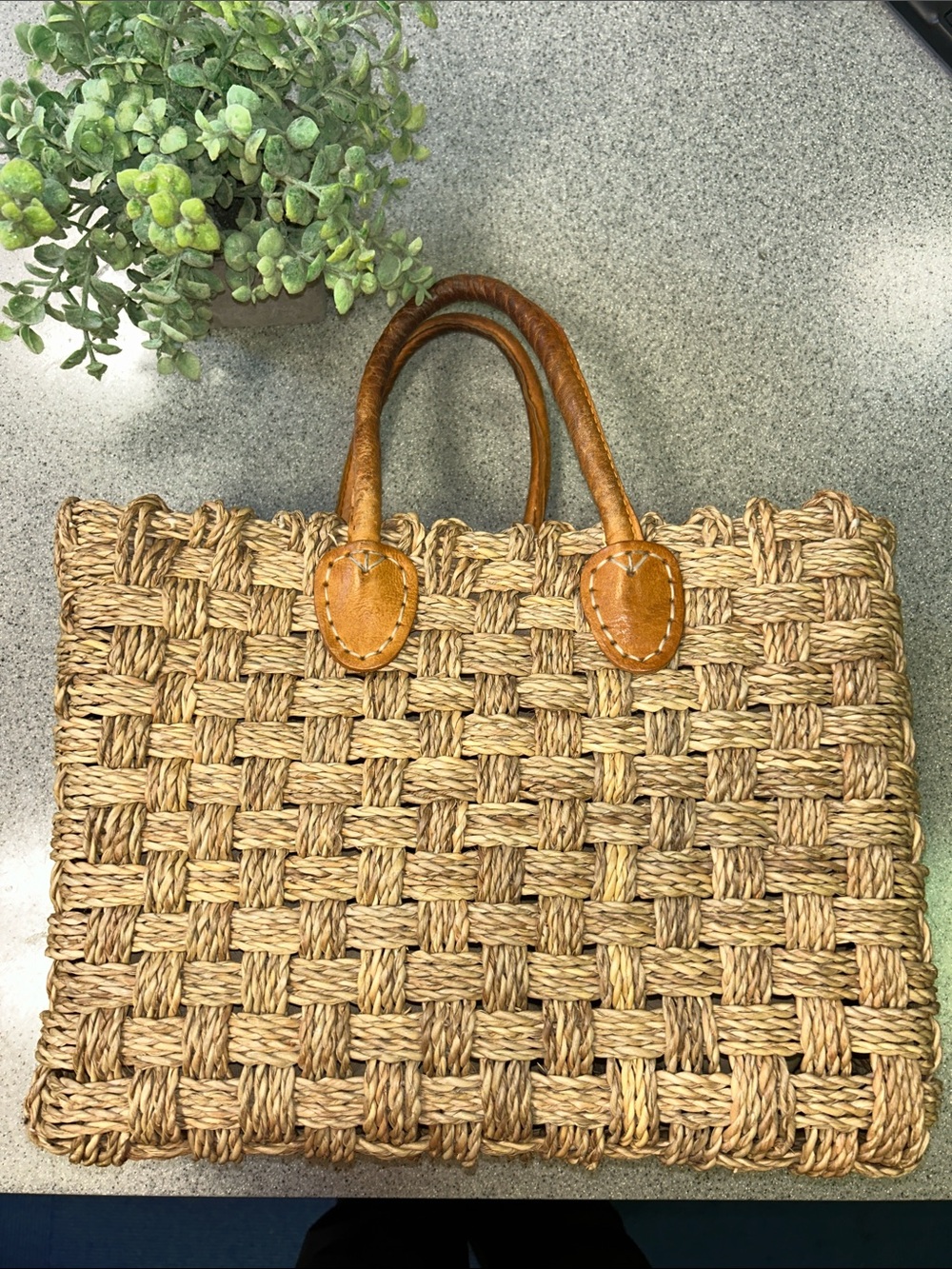 STRAW STUDIOS Woven Straw Tote Bag with Leather Handles - Natural Tan AS IS/Wear